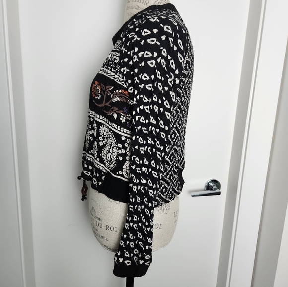 90s Carole Little Tribal Sweater Top - Picture 10 of 11